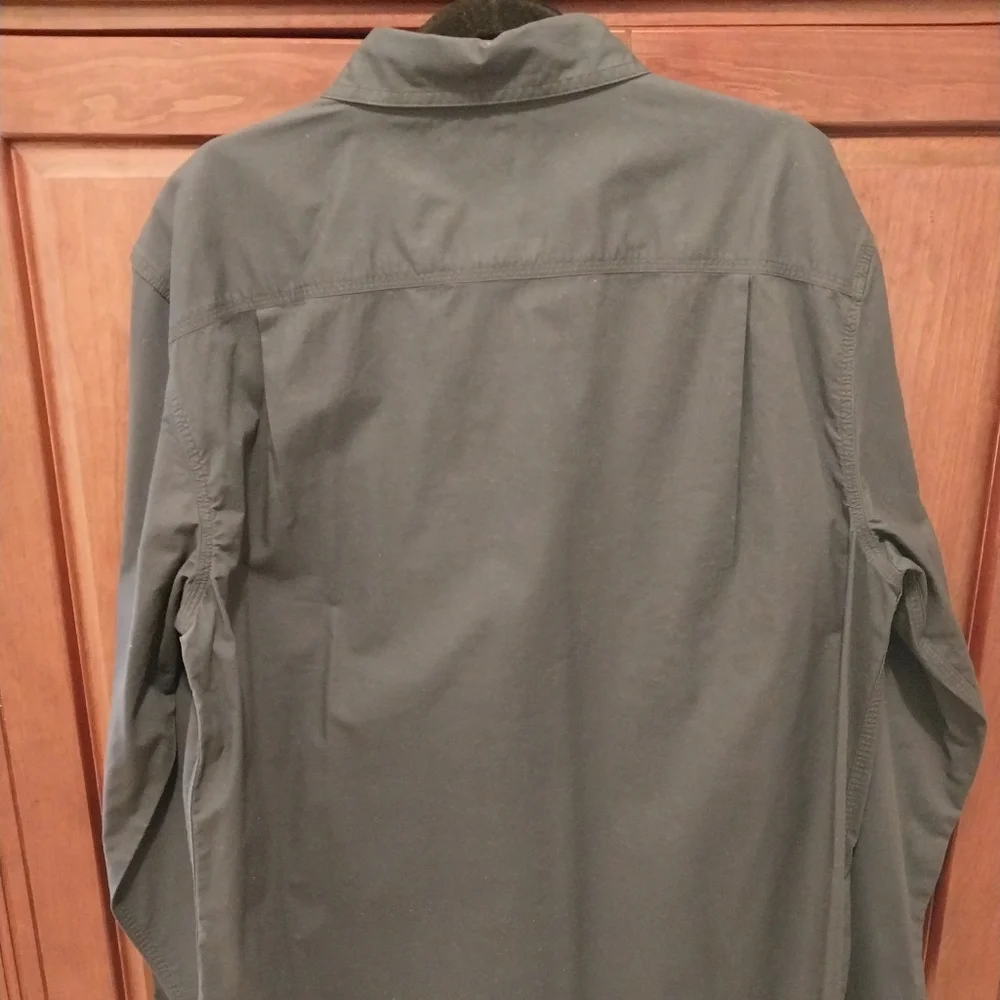 Carhartt work shirt - Picture 3 of 5
